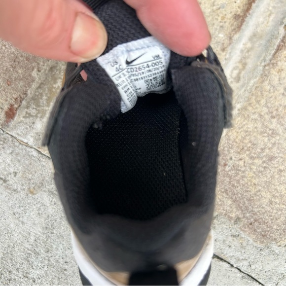 Nike Air Max 270 React 'Metallic Gold Toddler size 4 Sneakers - Picture 9 of 9